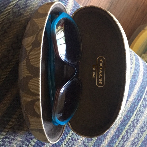 Coach women’s sunglasses - Picture 1 of 4